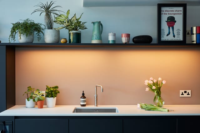 Crystal Palace White & Anthracite Kitchen