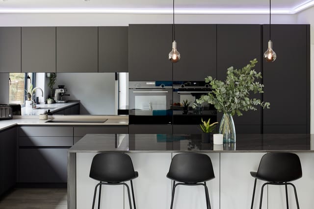 Coney Hall White & Anthracite Kitchen