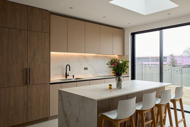 Chessington Fenix Taupe & Marble-Effect Kitchen