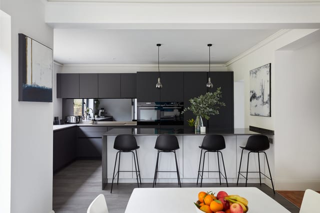 Coney Hall White & Anthracite Kitchen