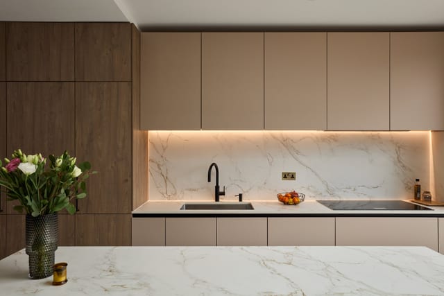 Chessington Fenix Taupe & Marble-Effect Kitchen