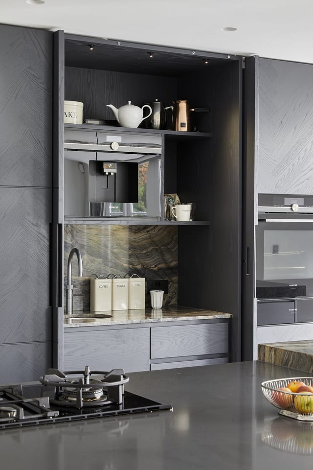 Bidborough Herringbone Ash & Quartzite Kitchen